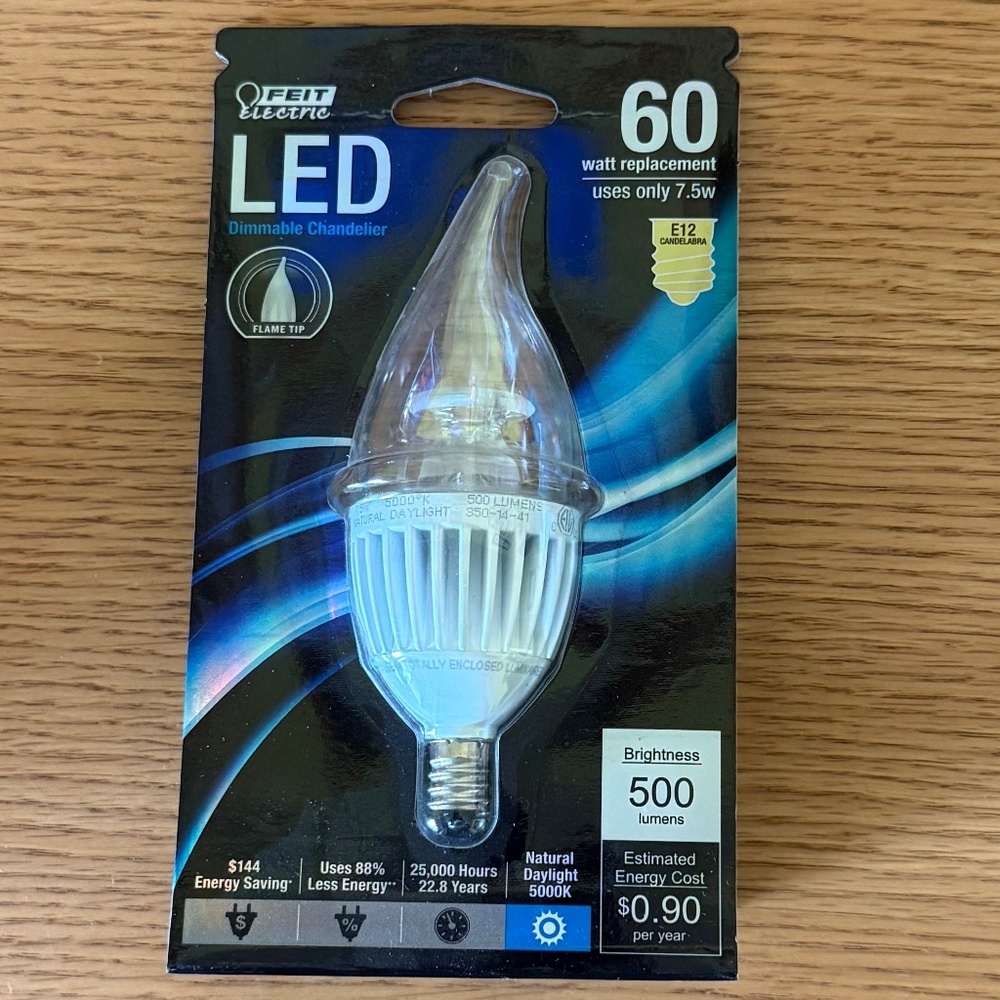 Feit Electric - LED Bulb - Clear Candelabra Flame Tip